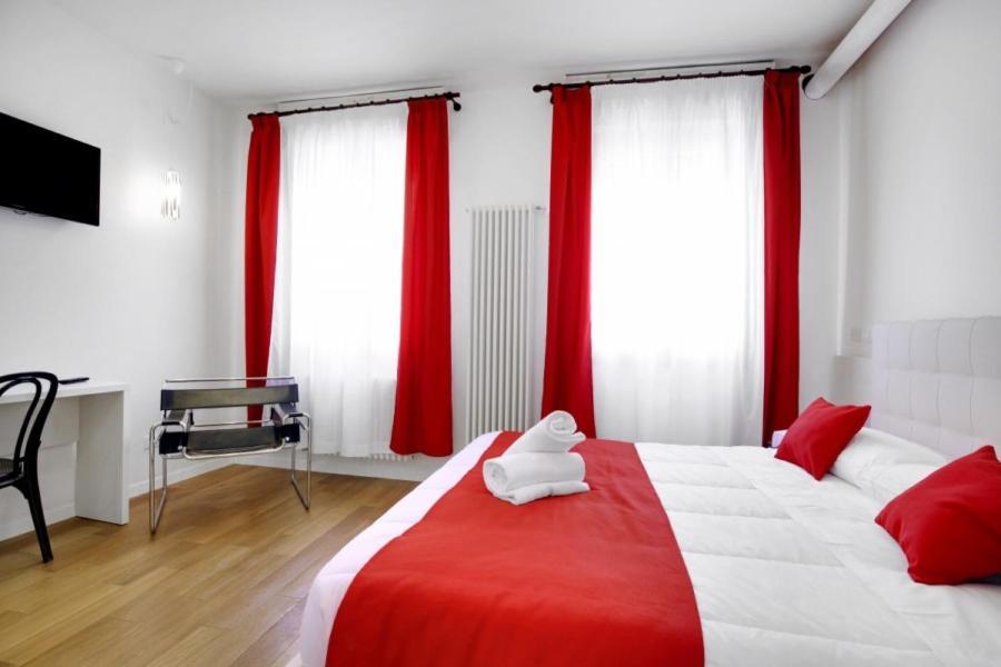 Fenix La Boheme Appartement Venetië Buitenkant foto