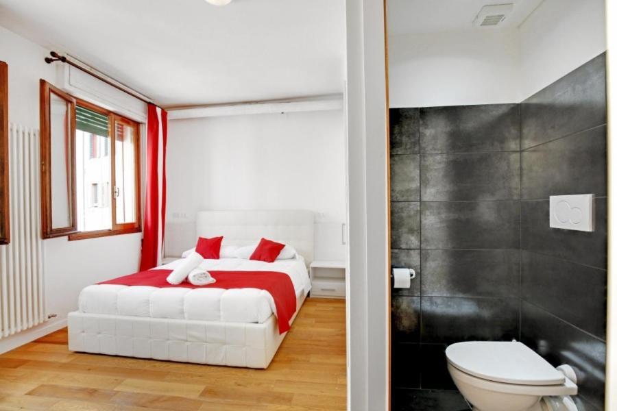Fenix La Boheme Appartement Venetië Buitenkant foto